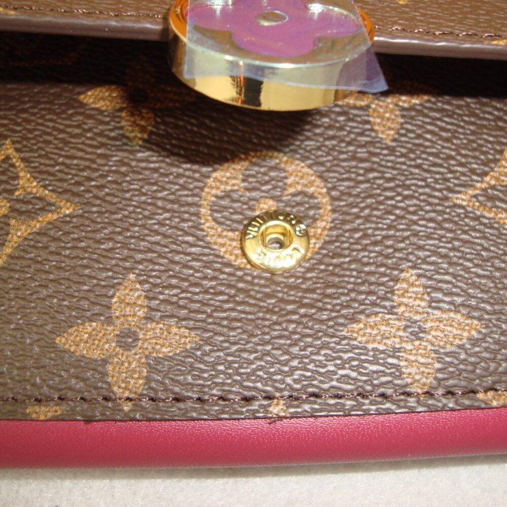 Designer-Look Wallet (Make Offer) - Picture 8 of 12